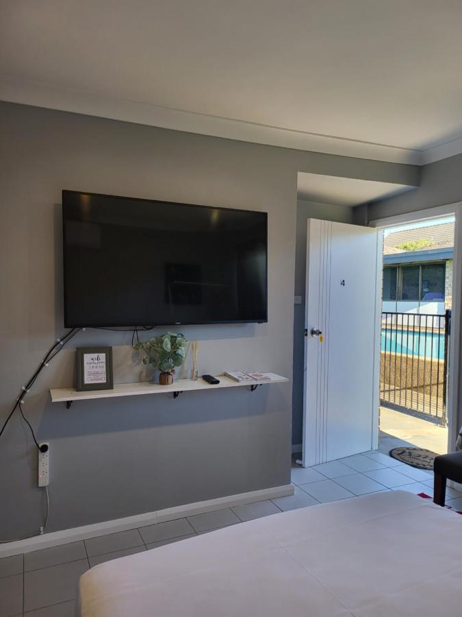 T&V Suites Windsor Exterior foto